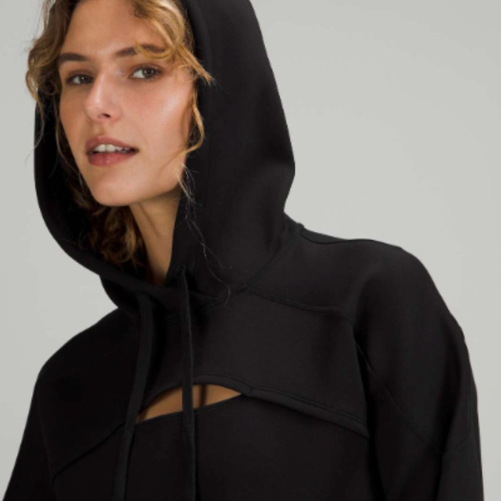 NWOT Lululemon Get Centered Crop Hoodie, SZ 4, Black
